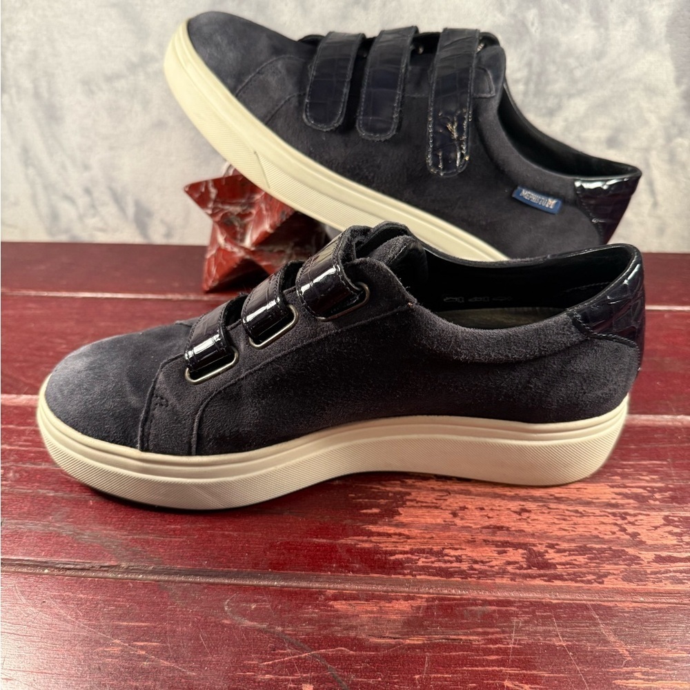 Mephisto Frederica Dark Navy Suede Lightweight Sneakers Size 8 - Picture 3 of 8